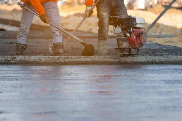 Best Concrete Pool Decks in Brentwood, MO